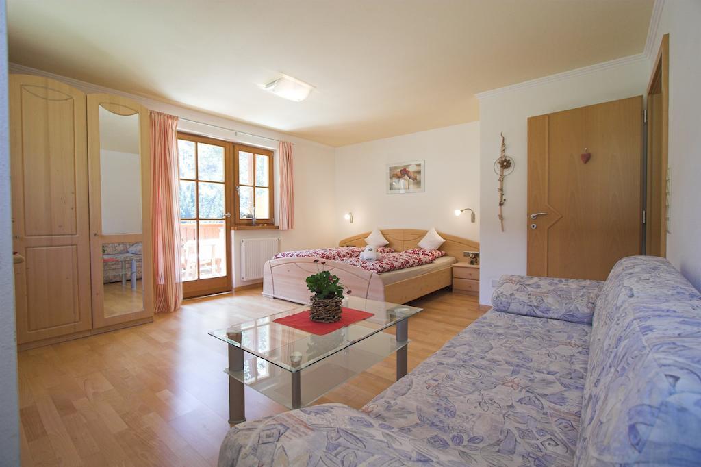 טירס Apartments Dilln Guetl חדר תמונה